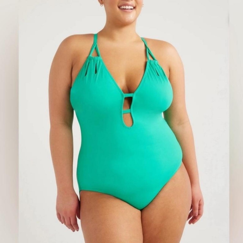 Time and Tru Women's Green One Piece Swimsuit with Modern Strap Design